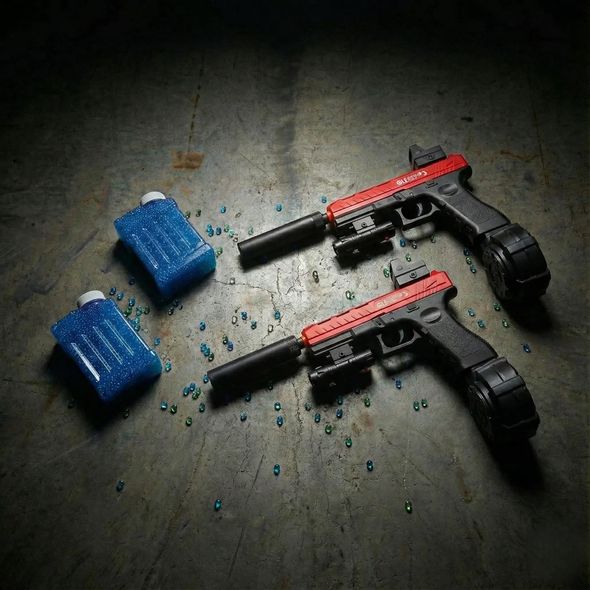 Výhodný balíček od gelshot.cz obsahuje 2× Gelshot Glock 17 pistolky a 2× lahvičky nábojů-ideální set pro dva hráče!.